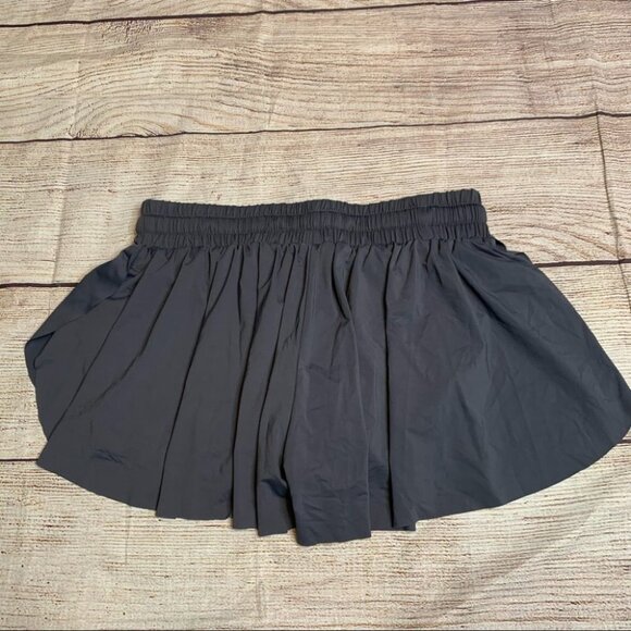 Keiki kona Gray 2 in 1 Flowy fitness Shorts Size Medium - Picture 8 of 13